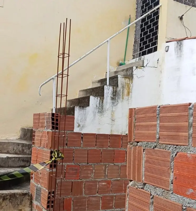 Mulher de 41 anos é encontrada morta dentro de casa no bairro Esplanada