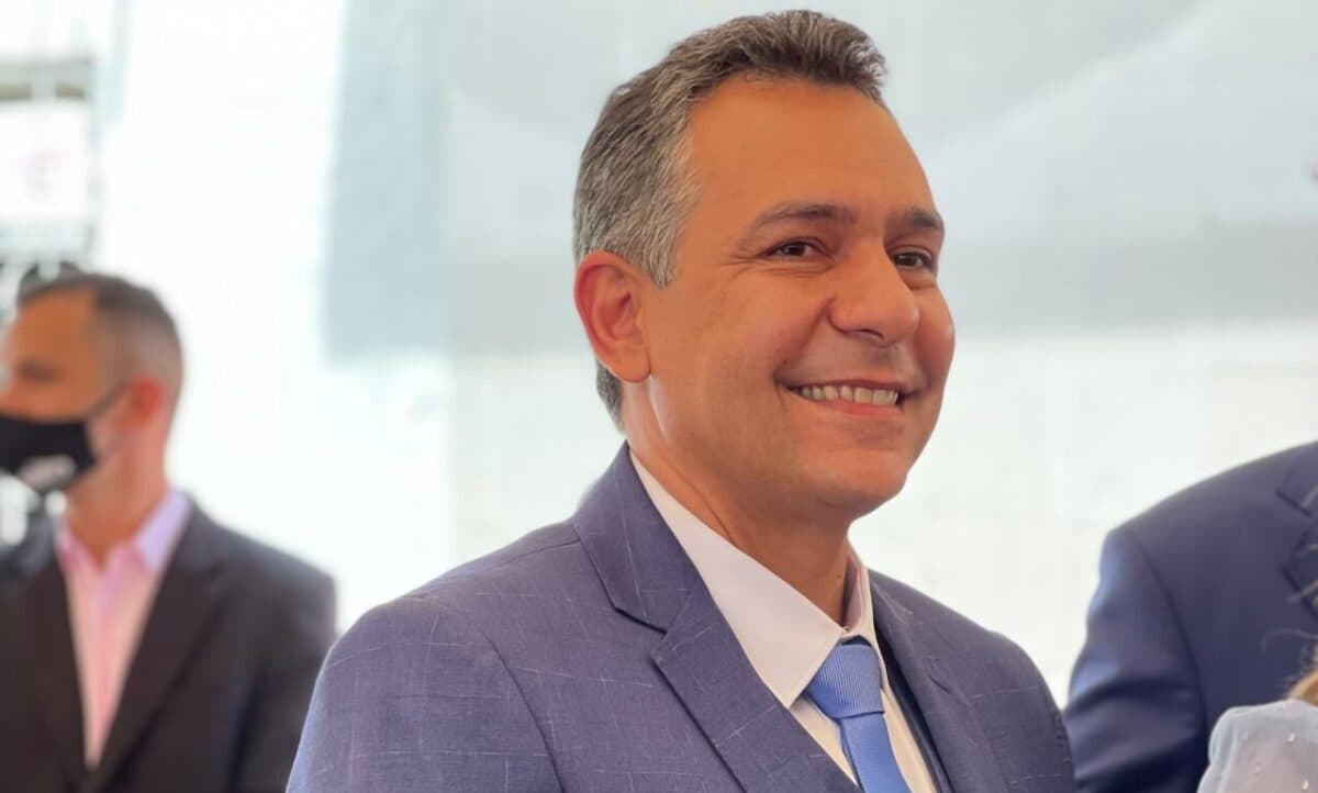 TRE-PB aplica multa a Emerson Panta por excesso de gastos com publicidade em Santa Rita