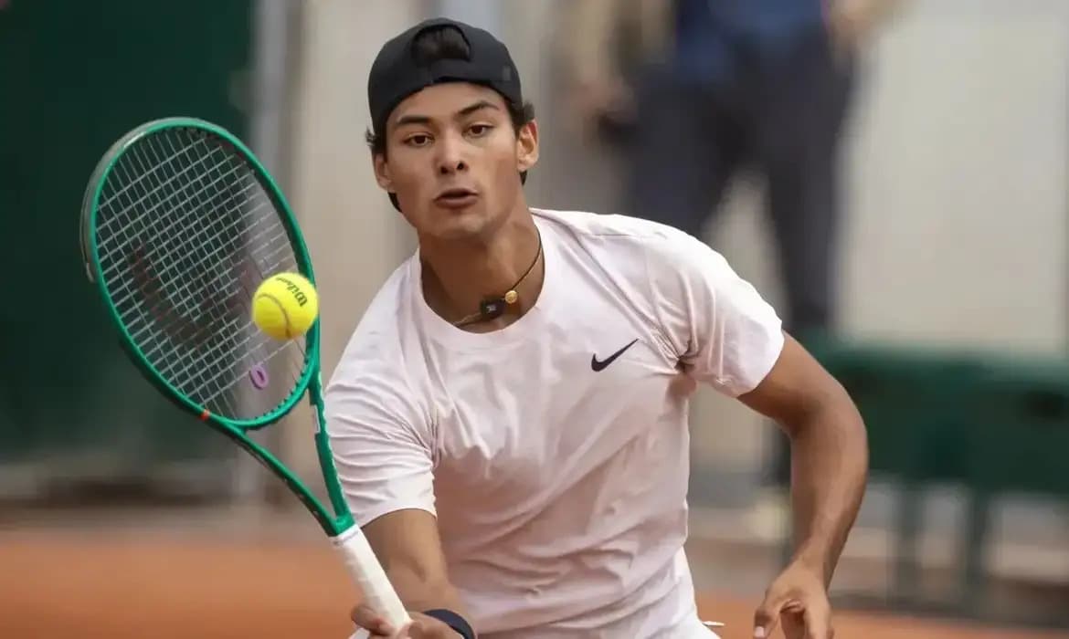 Brasileiro Guto Miguel, número 1 do mundo, é campeão de duplas em Wimbledon Juvenil