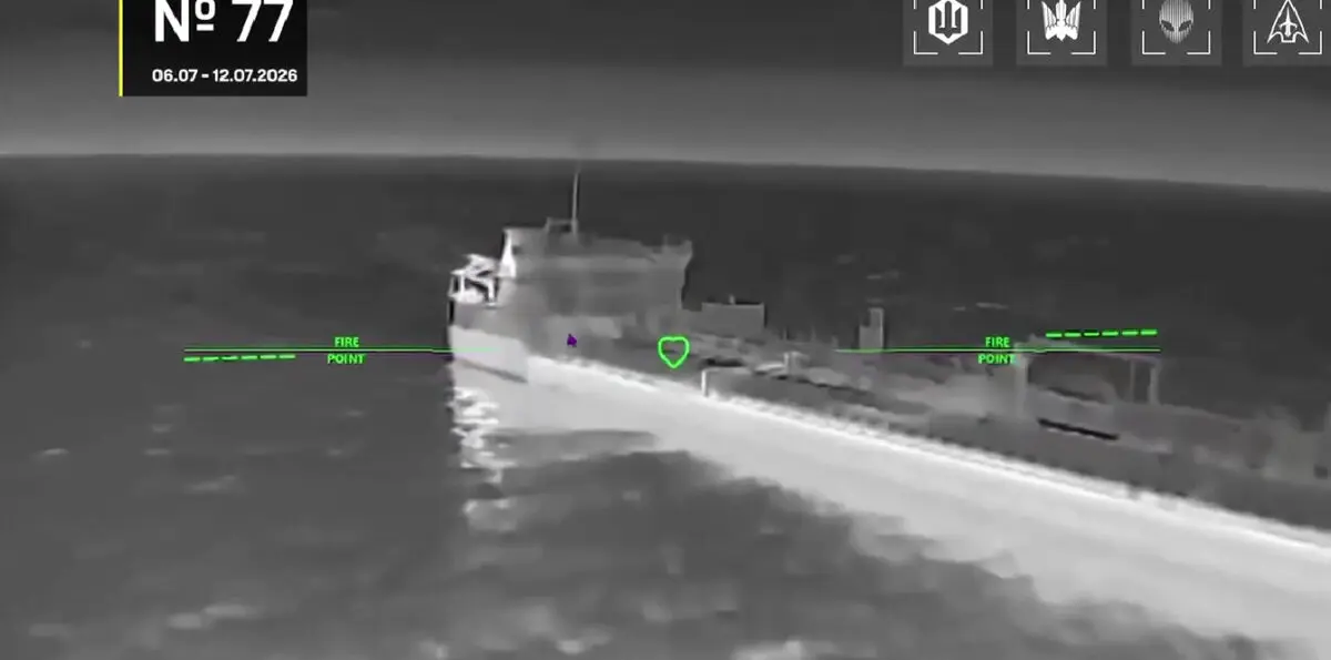 Ucrânia acerta 14 navios da Rússia com drones num único dia e publica vídeo para comemorar