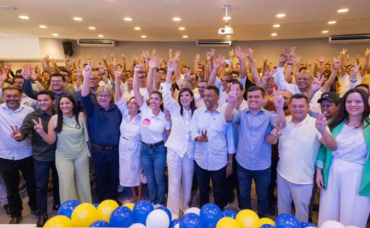 União Brasil oficializa apoio à pré-candidatura de João Azevêdo ao Senado Federal