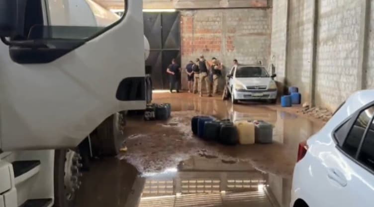 Quadrilha suspeita de desviar e vender combustível é presa em Cabedelo