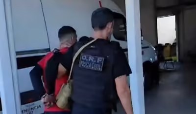 Homem é preso suspeito de receber dinheiro de família feita refém durante assalto no Seixas