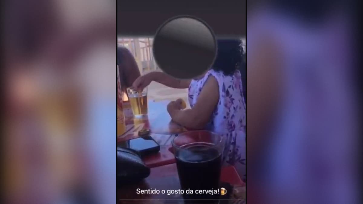 Polícia instaura inquérito após vídeo mostrar criança de 1 ano comendo salgado molhado em cerveja em Juru