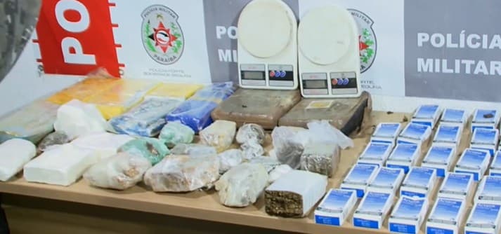 Mais de R$ 400 mil: Polícia apreende cocaína, maconha, crack e comprimidos em Mangabeira