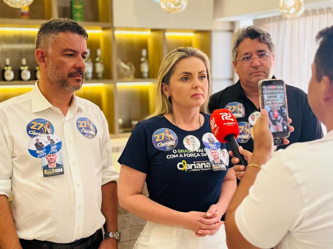 Candidata à presidência da República, Clariana Barão chega a João Pessoa para campanha