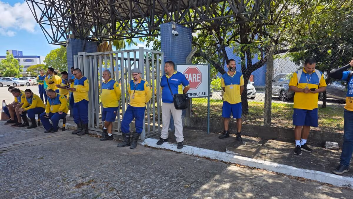 Carteiros paralisam atividades na Paraíba em protesto contra atos de violência durante entregas de mala direta