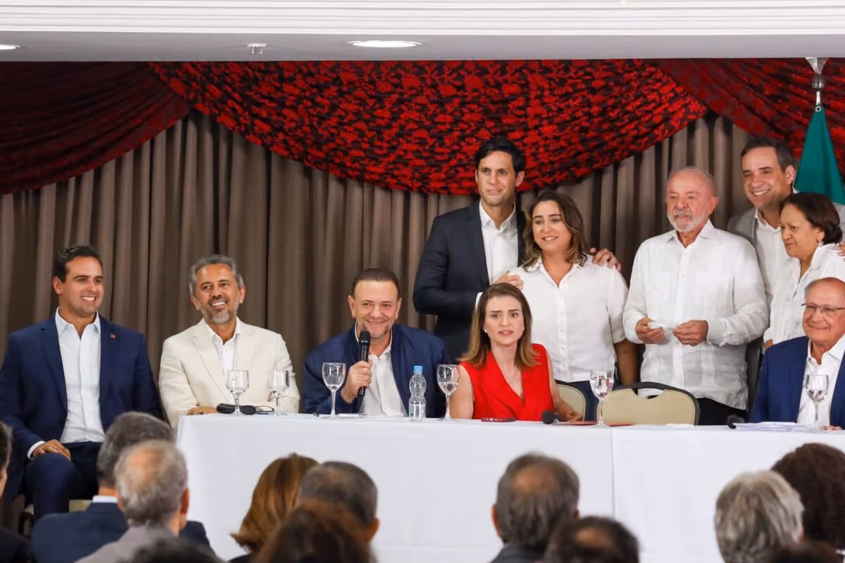 Lucas Ribeiro inicia mobilização pela reeleição de Lula e articula atos com João Azevêdo e Cida Ramos