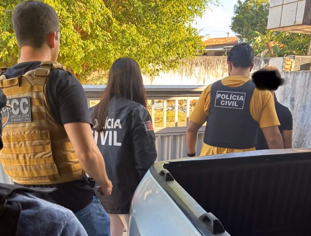 Estudante de Direito é preso em João Pessoa suspeito de fotografar mulheres sem autorização e publicar em site adulto