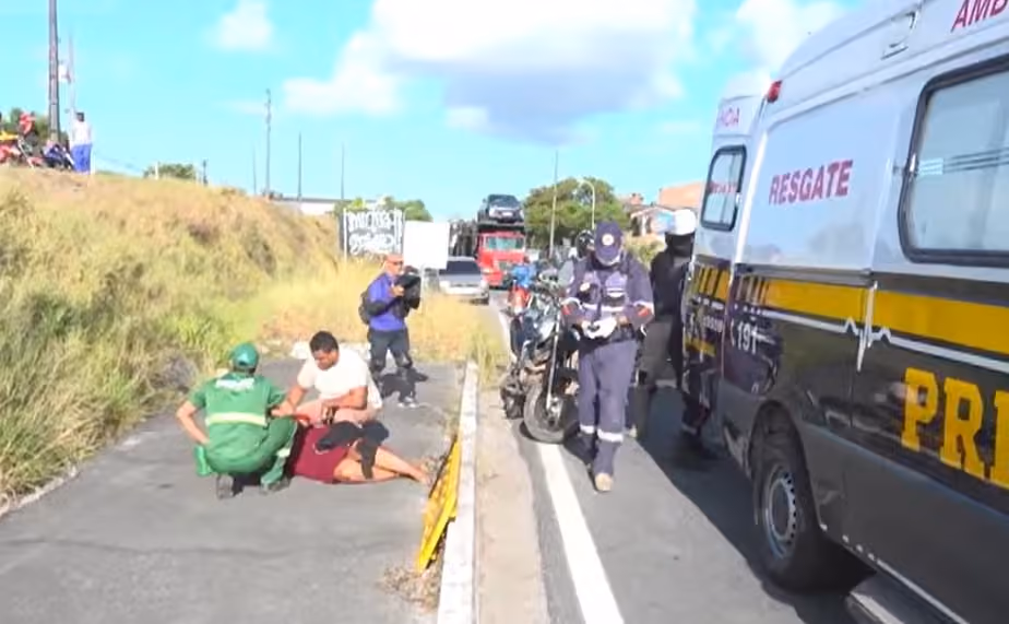 Acidente entre carro e motos deixa vários feridos na BR-230, em João Pessoa