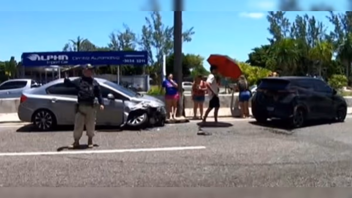 Engavetamento envolvendo cinco carros deixa trânsito congestionado na BR-230, em João Pessoa