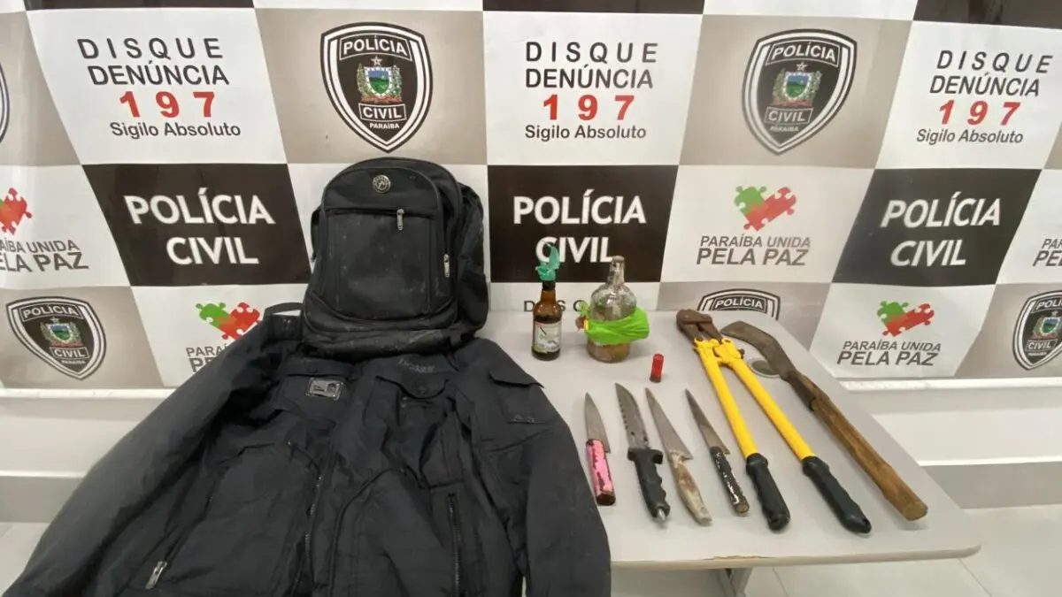 Polícia apreende coquetéis molotov e prende quatro suspeitos durante investigação de roubo em Itatuba