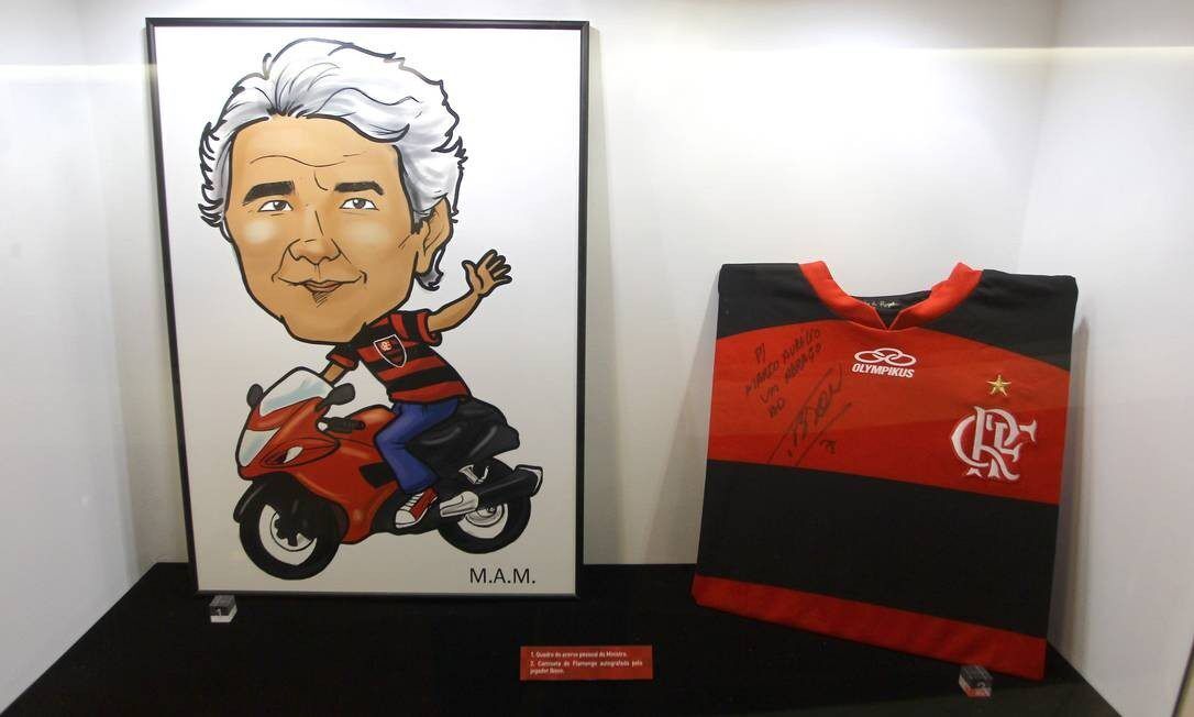 O Flamengo jogou e o STF sem moral O Flamengo jogou e o STF sem moral