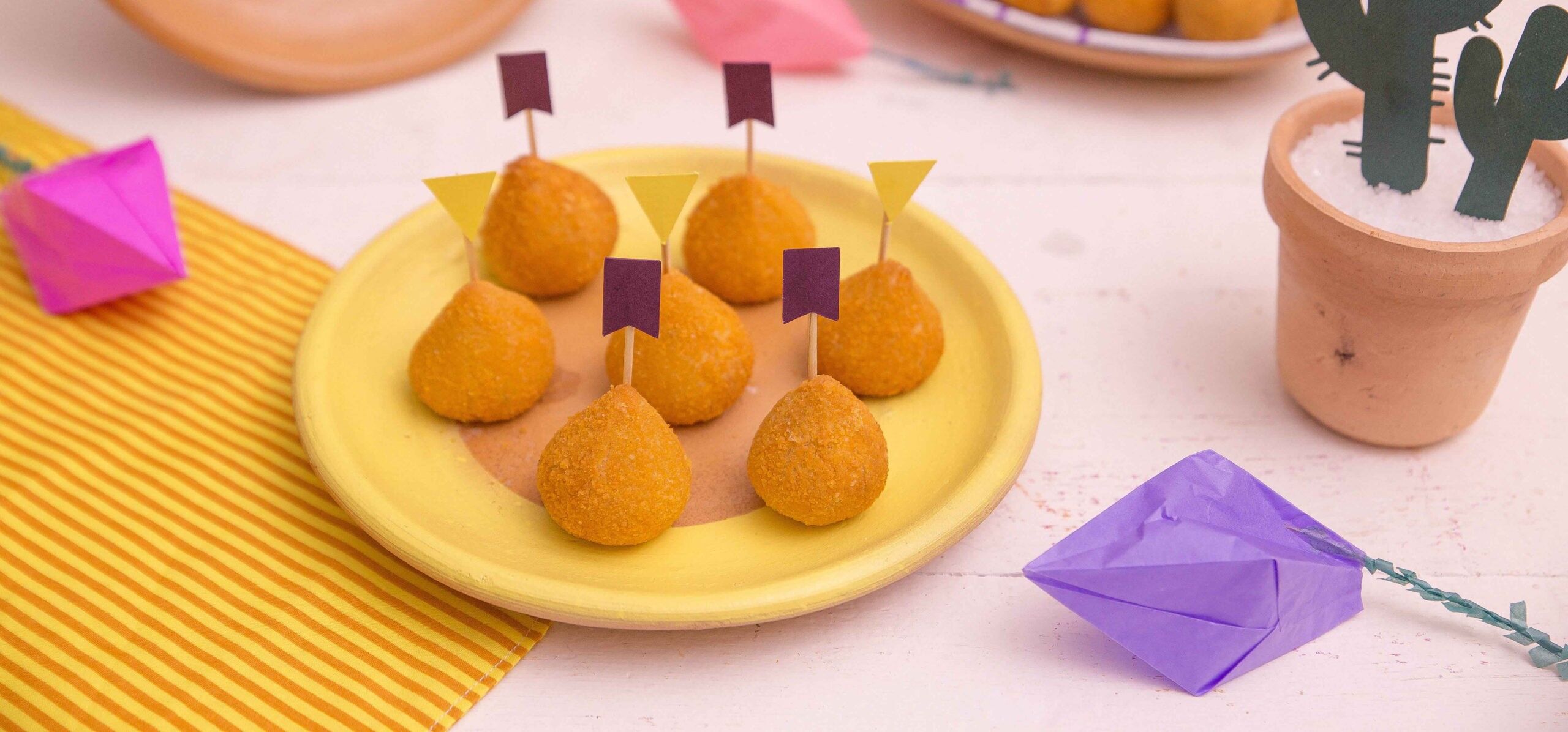 Petisco irresistível: aprenda como fazer coxinha de macaxeira com carne do sol Petisco irresistível: aprenda como fazer coxinha de macaxeira com carne do sol
