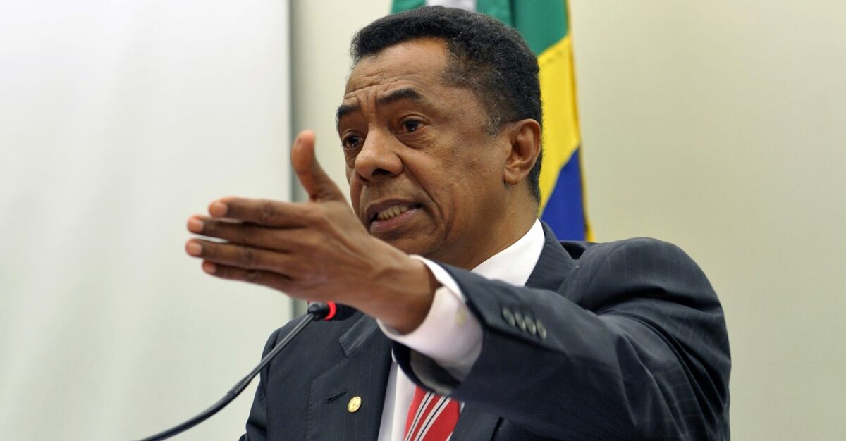 Damião Feliciano é escolhido coordenador geral da bancada negra na Câmara dos Deputados Damião Feliciano é escolhido coordenador geral da bancada negra na Câmara dos Deputados
