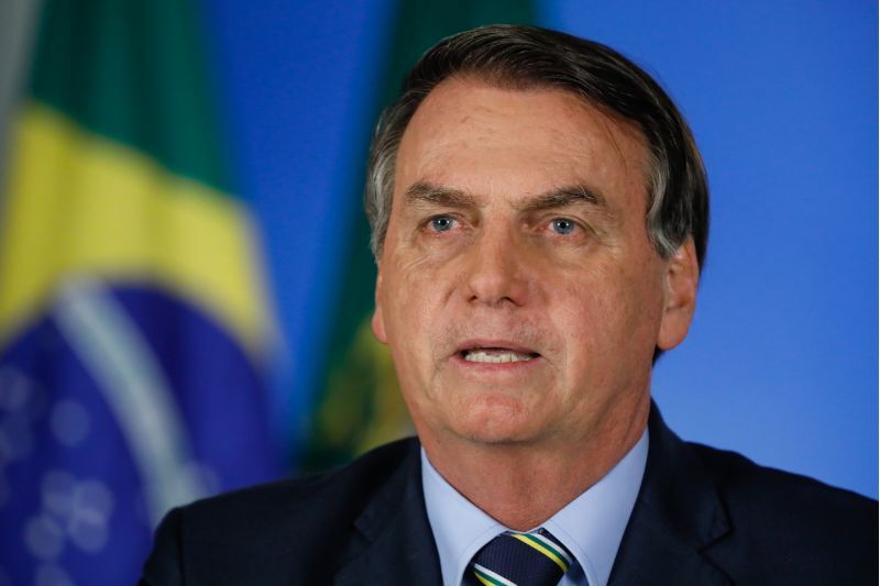Bolsonaro volta a defender cloroquina e diz que ninguém pode obrigar aplicação da vacina contra Covid Bolsonaro volta a defender cloroquina e diz que ninguém pode obrigar aplicação da vacina contra Covid