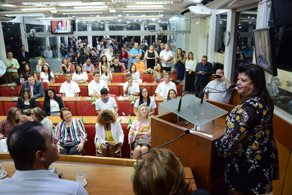 Dona do Magazine Luíza recebe Título de Cidadã Pessoense por gerar mais de 900 empregos na Capital Dona do Magazine Luíza recebe Título de Cidadã Pessoense por gerar mais de 900 empregos na Capital