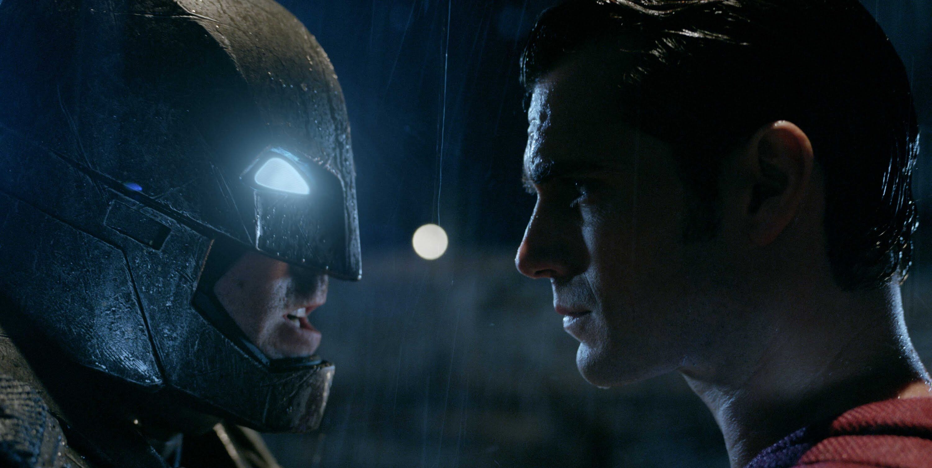 Bilheteria de Batman vs Superman cai 69% em sua 2ª semana