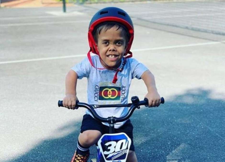Quaden Bayles, menino que sofreu bullying por ter nanismo, recebe apoio mundial Quaden Bayles, menino que sofreu bullying por ter nanismo, recebe apoio mundial