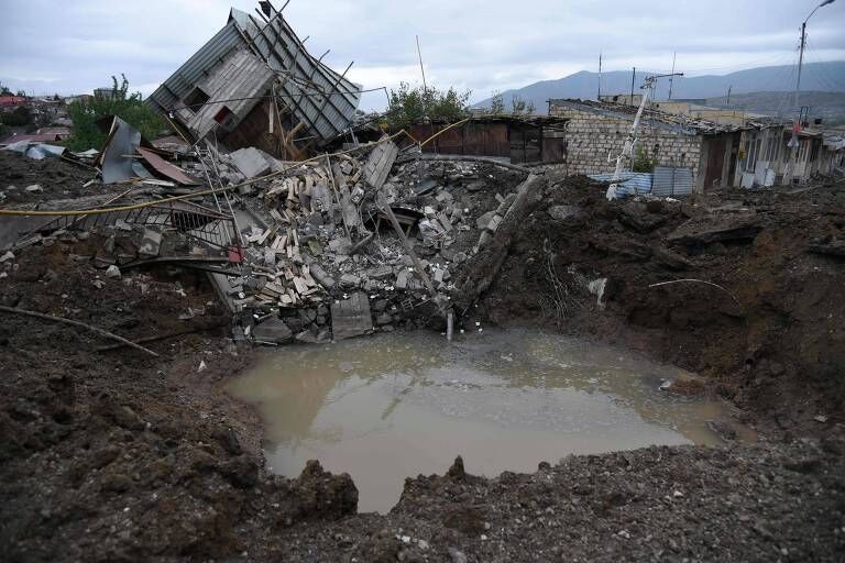 Conflito entre Armênia e Azerbaijão se amplia em áreas civis Conflito entre Armênia e Azerbaijão se amplia em áreas civis