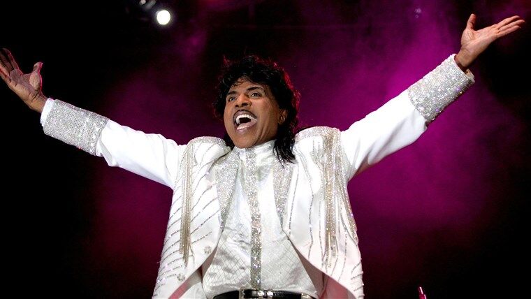 Little Richard, uma das lendas do rock, morre aos 87 anos Little Richard, uma das lendas do rock, morre aos 87 anos