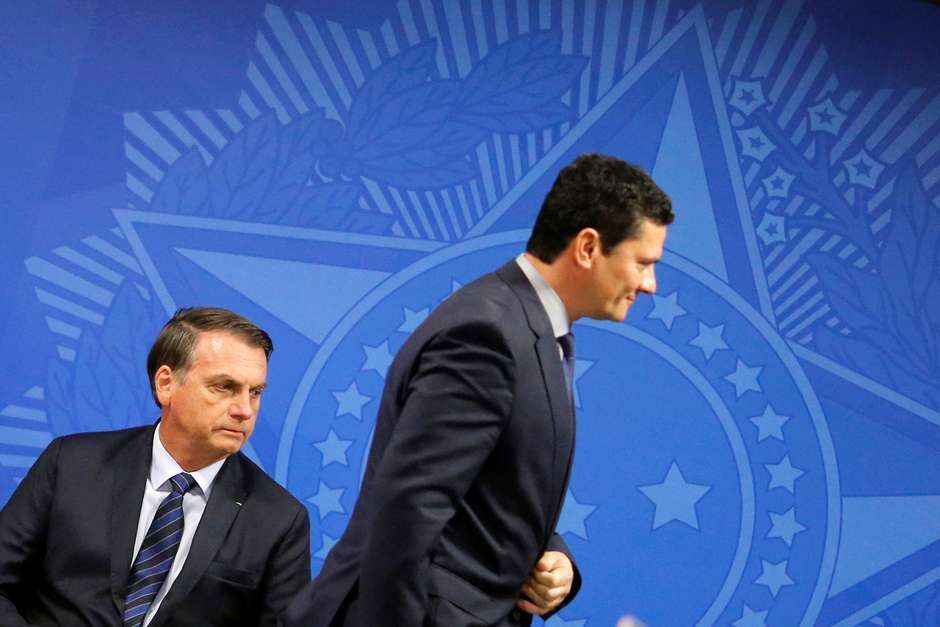 Bolsonaro ataca Moro e chama ex-ministro de "Judas" Bolsonaro ataca Moro e chama ex-ministro de "Judas"