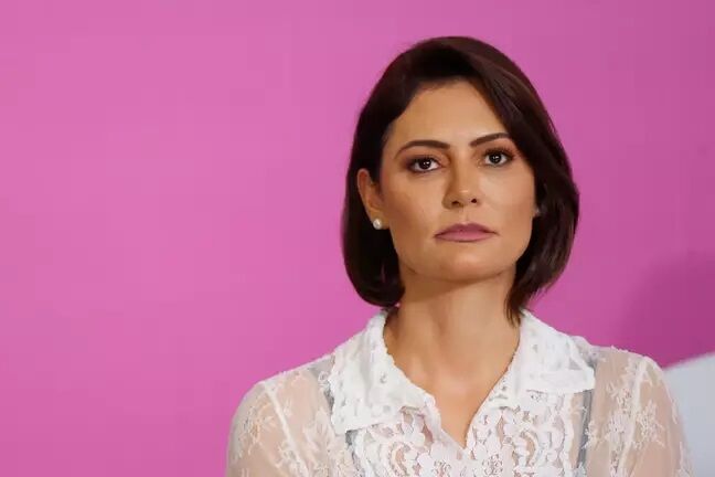 Michelle Bolsonaro compartilha vídeo de Lula em ritual de Umbanda: "Isso pode, né! Eu falar de Deus, não!"