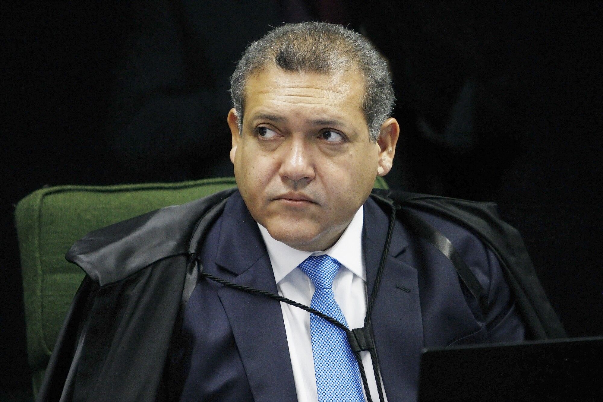Ministro Nunes Marques suspende julgamento sobre restrições a políticos no comando de estatais Ministro Nunes Marques suspende julgamento sobre restrições a políticos no comando de estatais