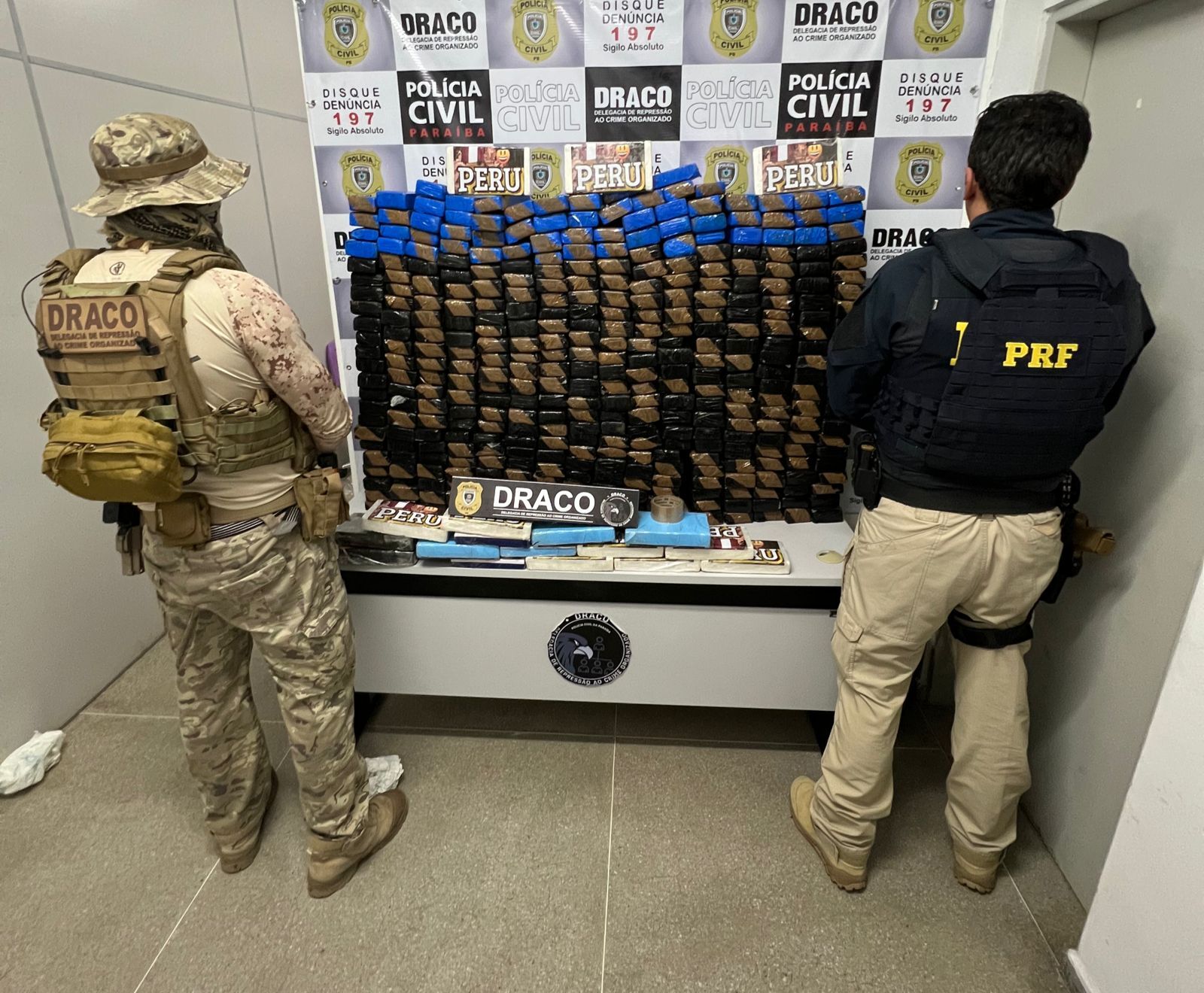 Mais de 400 quilos de maconha e cocaína são apreendidas em Cajazeiras