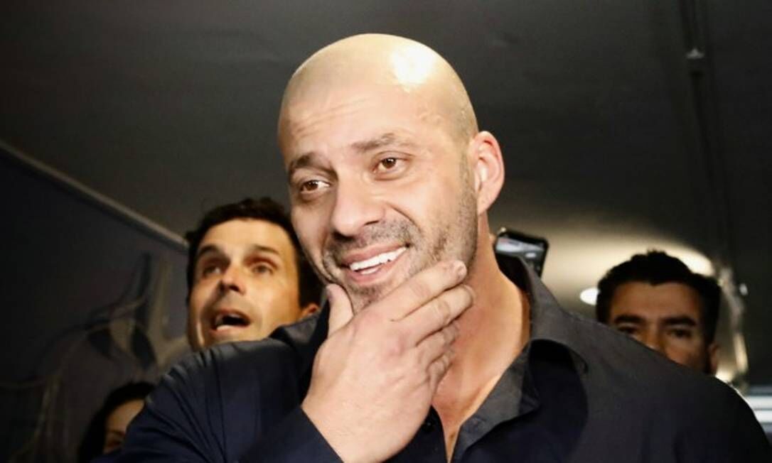 Ex-deputado Daniel Silveira volta a ser preso pela Polícia Federal no Rio de Janeiro Ex-deputado Daniel Silveira volta a ser preso pela Polícia Federal no Rio de Janeiro