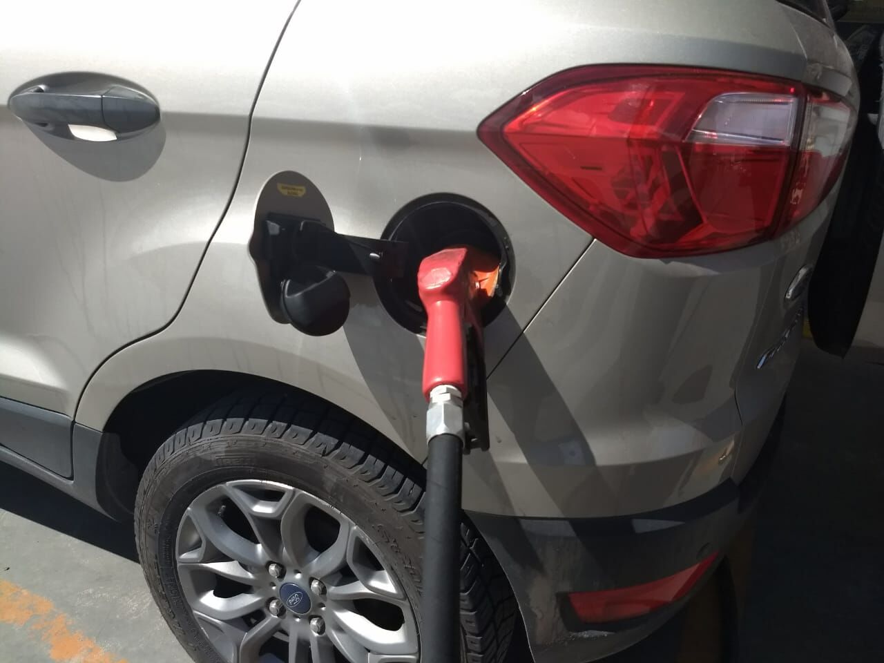 Preço da gasolina cai para R$ 5,68 em João Pessoa; confira locais Preço da gasolina cai para R$ 5,68 em João Pessoa; confira locais