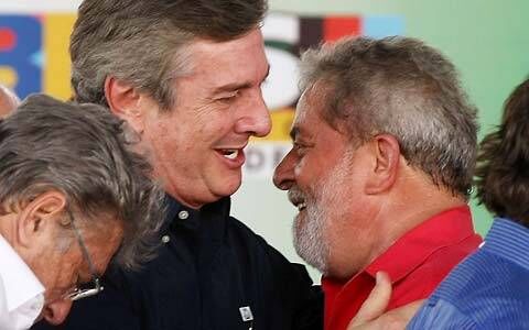 Rivais em 1989, Lula e Collor trocam mensagens e exaltam democracia nas redes sociais Rivais em 1989, Lula e Collor trocam mensagens e exaltam democracia nas redes sociais