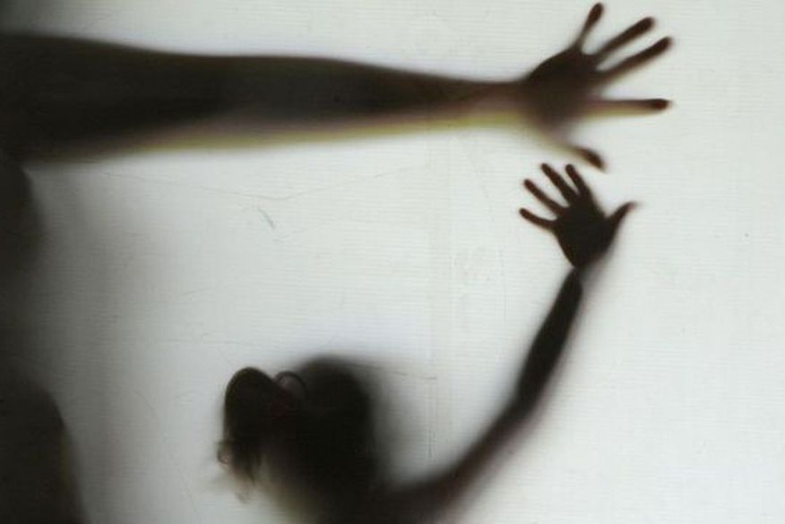 Vara da Infância marca audiência para decidir destino de vítima de abuso sexual após mãe cair de prédio e morrer estuprar