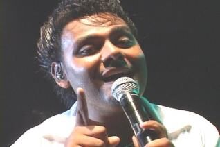 Acidente envolvendo cantor do 'Arrocha' deixa um morto e seis feridos Acidente envolvendo cantor do 'Arrocha' deixa um morto e seis feridos