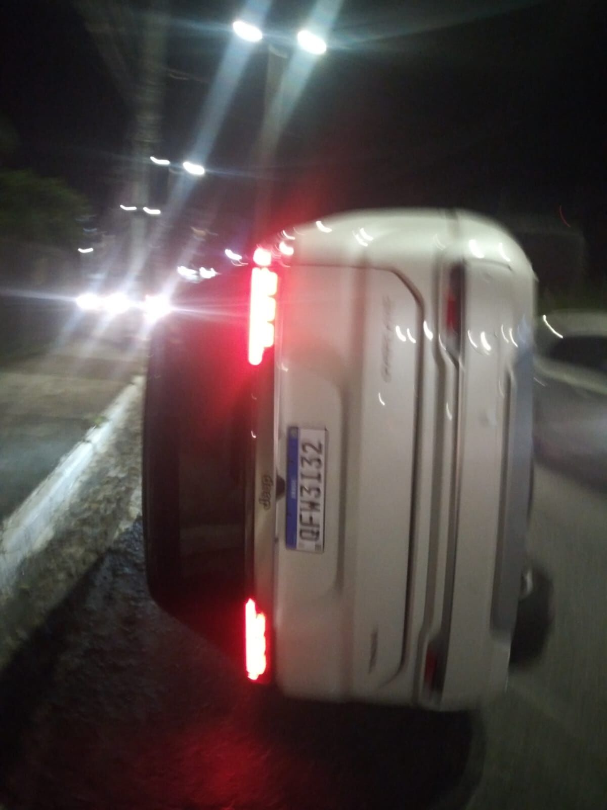 Carro é prensado entre ônibus e caminhão na BR-230, na Grande João Pessoa