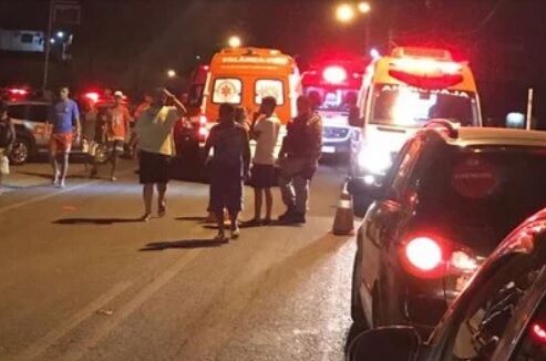 Duas pessoas morrem em acidente entre moto e ônibus, em Guarabira Duas pessoas morrem em acidente entre moto e ônibus, em Guarabira