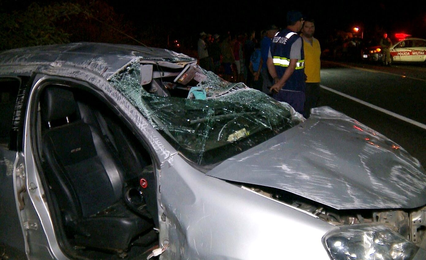 Professor da UFPB, filho e uma estudante morrem em grave acidente na Paraíba Professor da UFPB, filho e uma estudante morrem em grave acidente na Paraíba