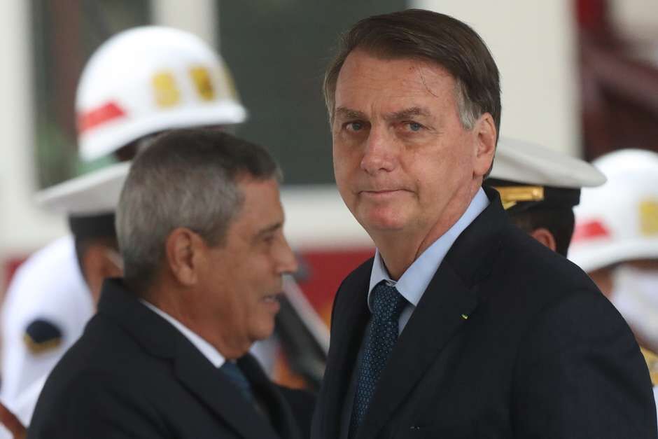 Bolsonaro sinaliza chance de retorno do horário de verão Bolsonaro sinaliza chance de retorno do horário de verão