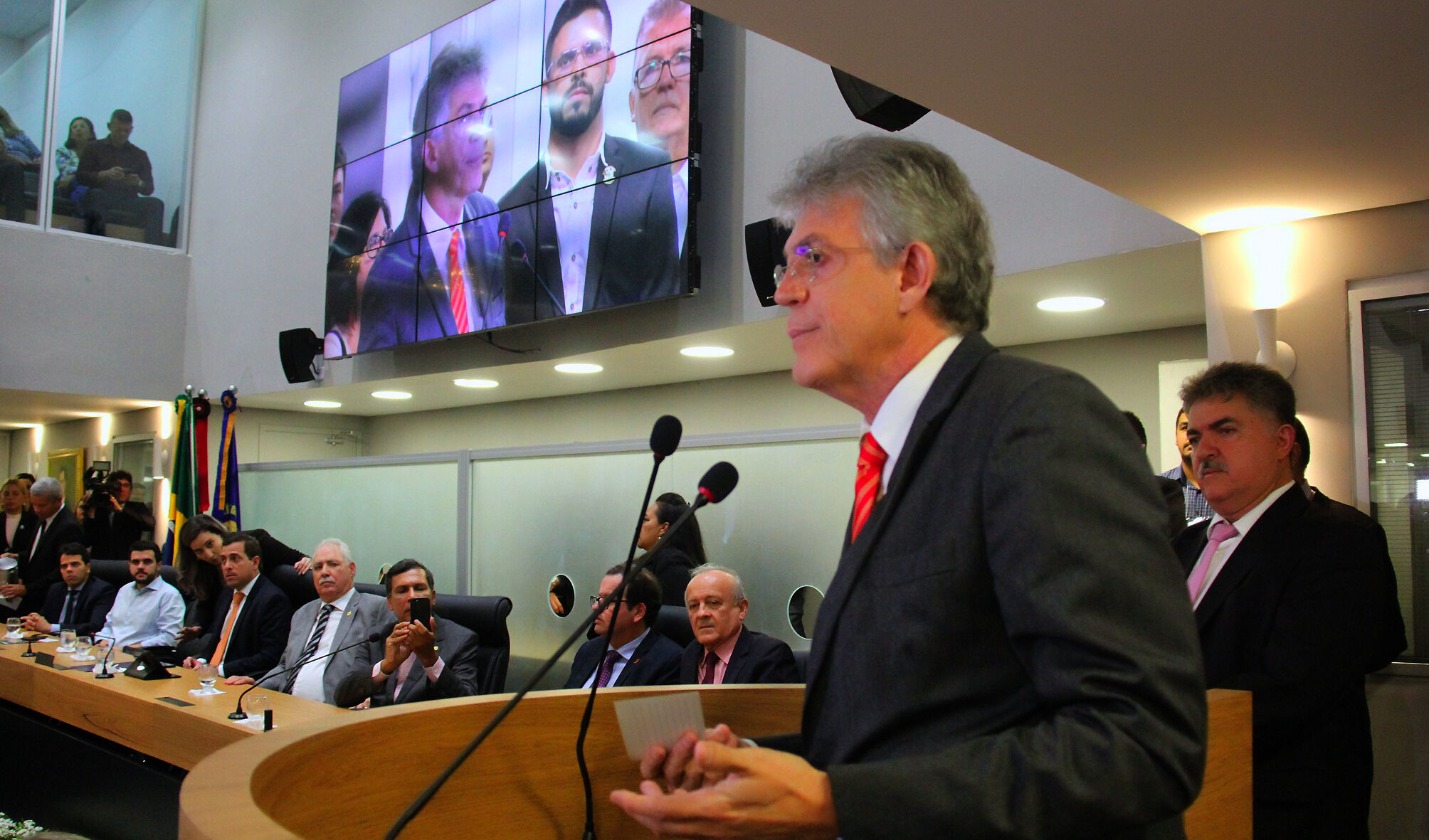 Com contas reprovadas, Ricardo Coutinho pode ficar inelegível por oito anos Com contas reprovadas, Ricardo Coutinho pode ficar inelegível por oito anos