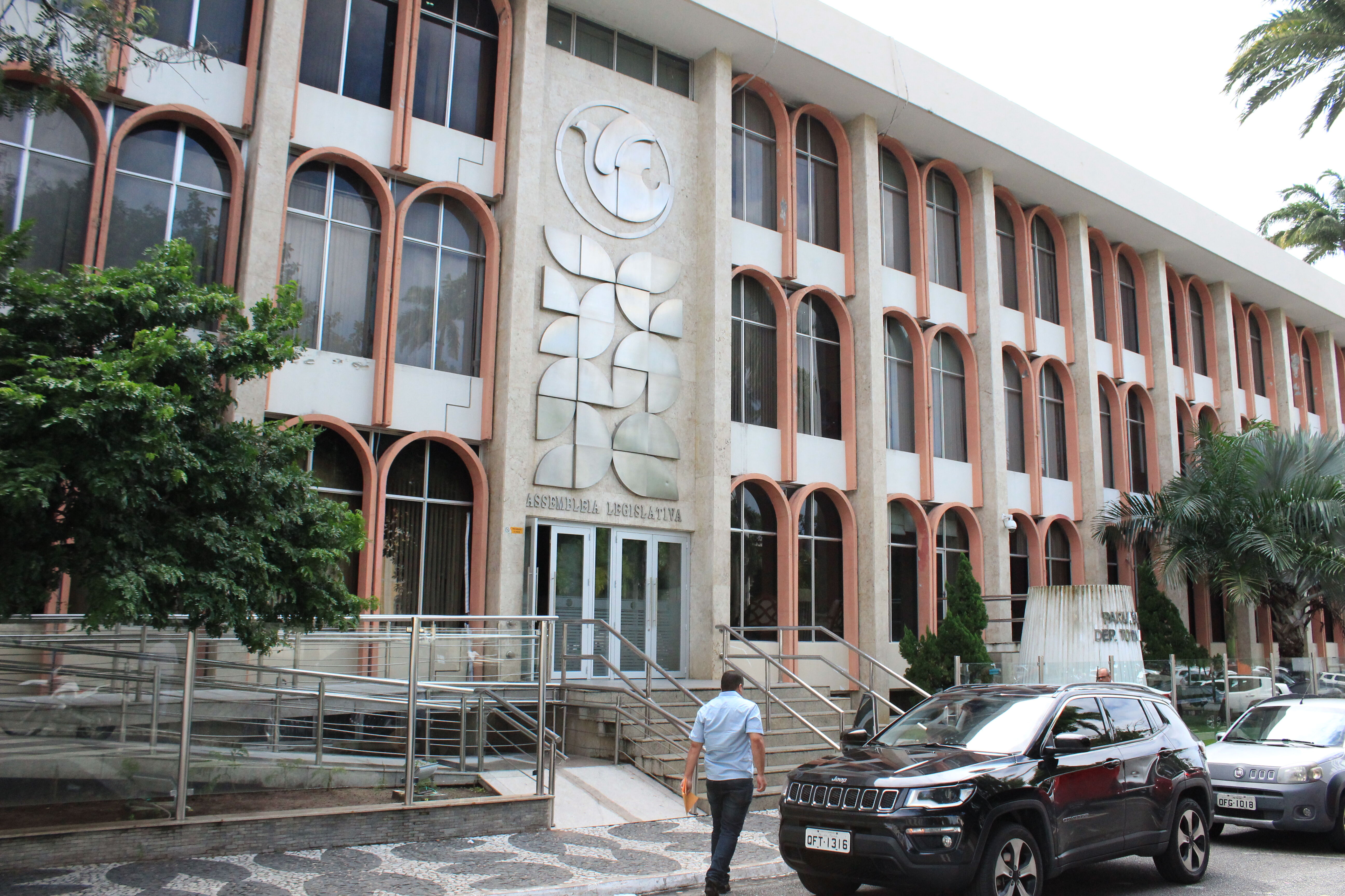 Assembleia Legislativa aprova desconto em mensalidade de escolas e universidades da Paraíba durante calamidade Assembleia Legislativa aprova desconto em mensalidade de escolas e universidades da Paraíba durante calamidade