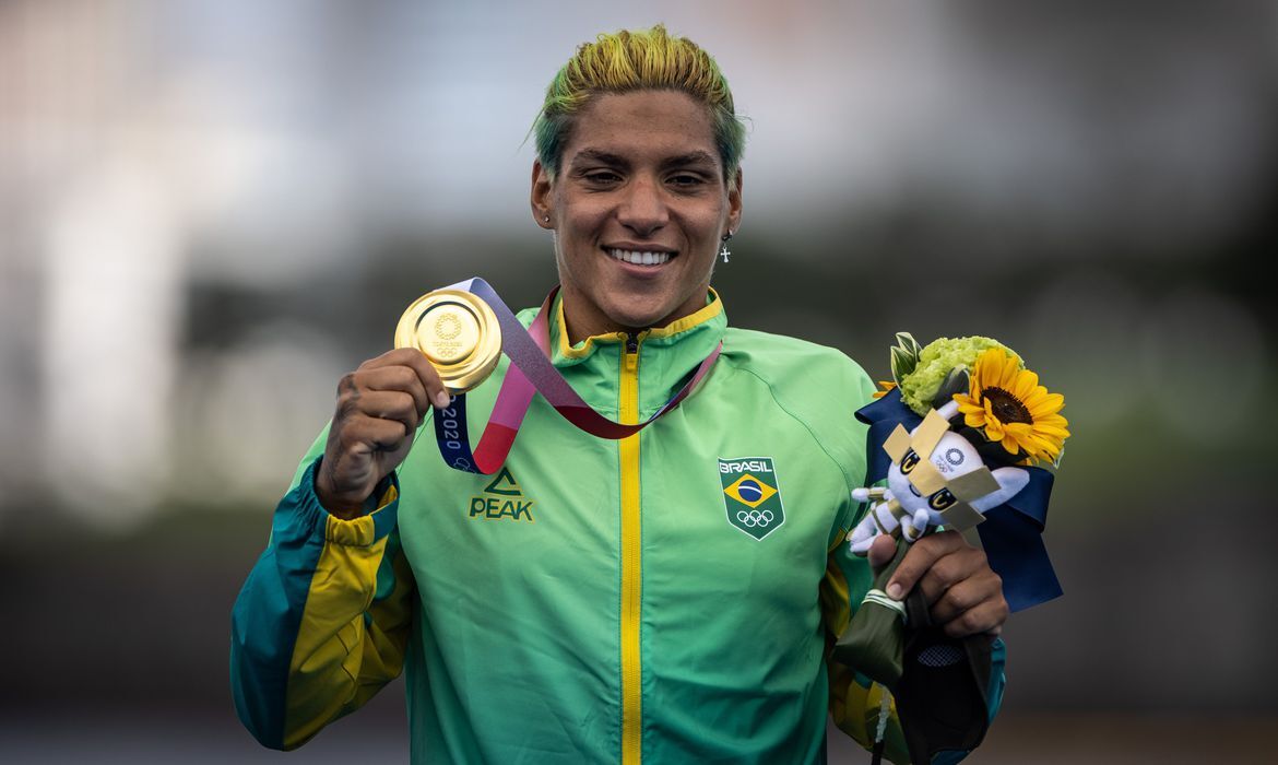 Com ouro de Ana Marcela, natação brasileira chega a 17 medalhas em Olimpíadas Com ouro de Ana Marcela, natação brasileira chega a 17 medalhas em Olimpíadas