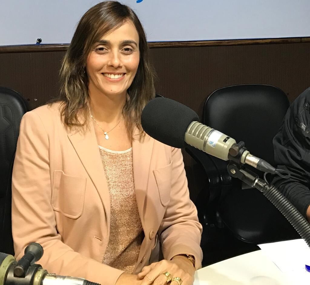 Ana Cláudia confirma que aceitaria convite para compor governo de Bruno Cunha Lima Ana Cláudia confirma que aceitaria convite para compor governo de Bruno Cunha Lima