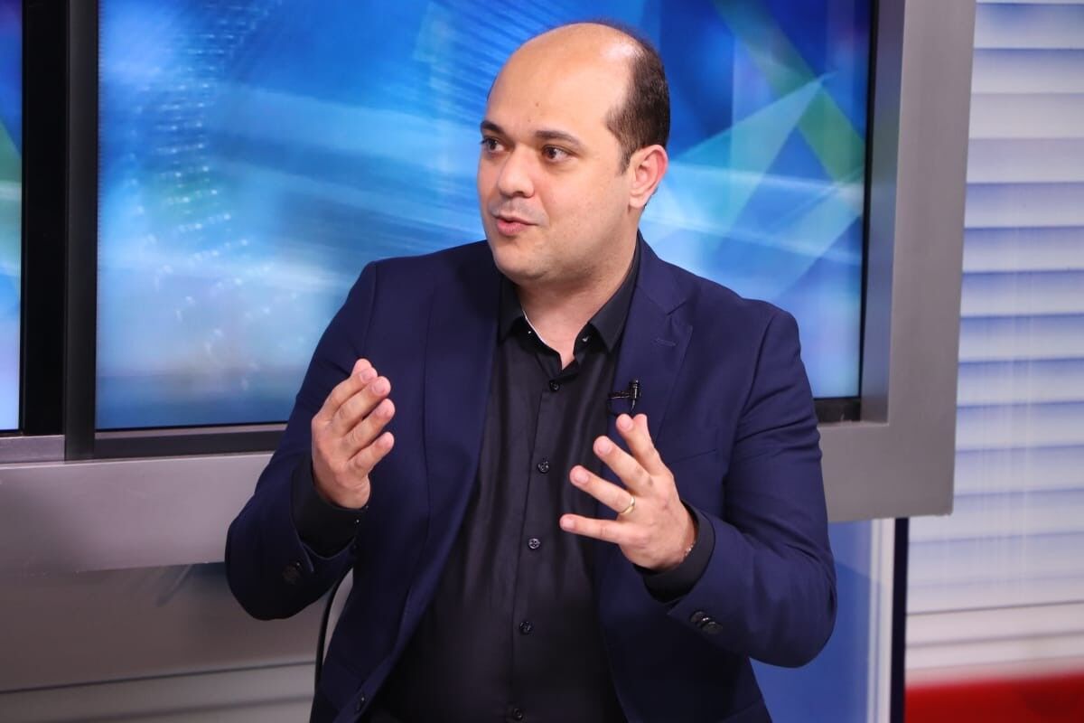 André Ribeiro nega veto a Romero Rodrigues, mas diz que deputado precisa se declarar como oposição André Ribeiro nega veto a Romero Rodrigues, mas diz que deputado precisa se declarar como oposição