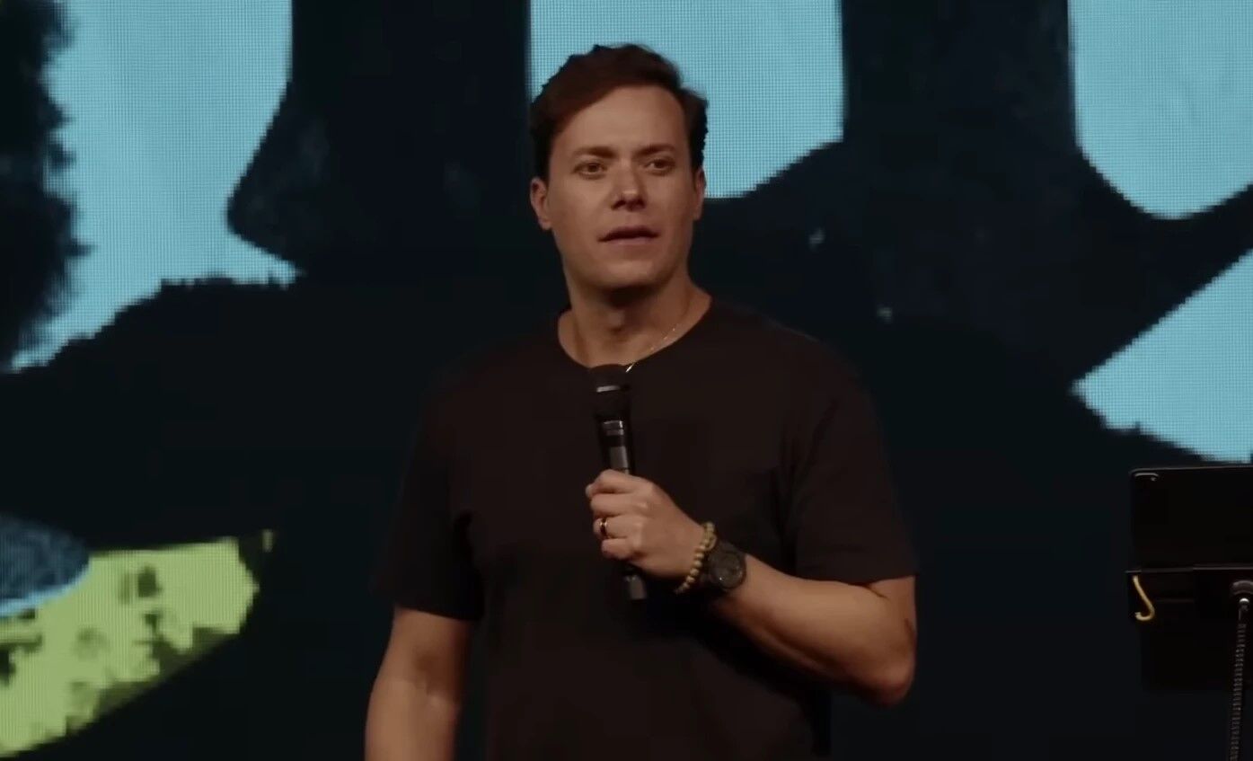 André Valadão cria banco digital para fieis e pastores da Igreja da Lagoinha André Valadão cria banco digital para fieis e pastores da Igreja da Lagoinha