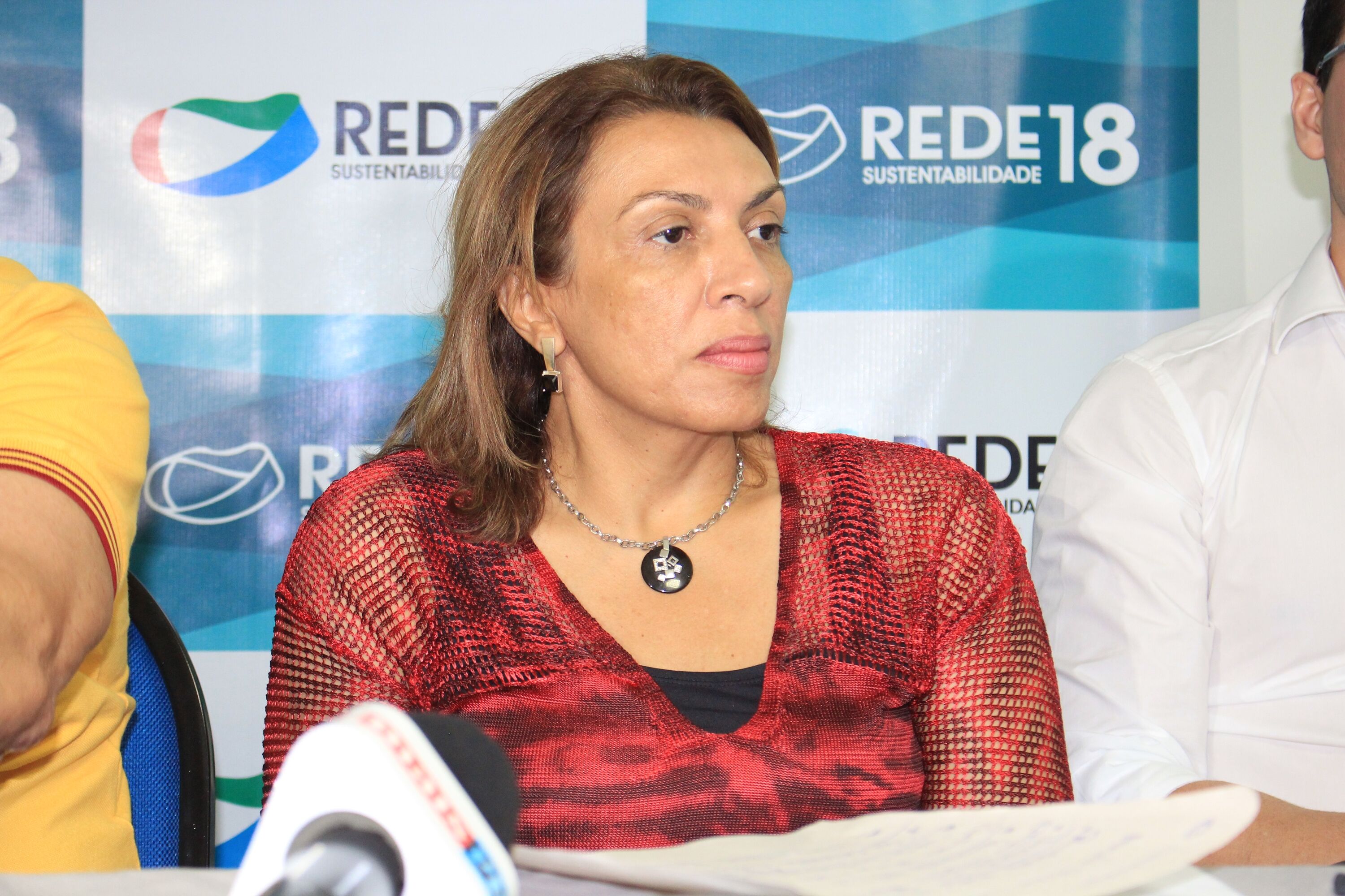 Cida Ramos diz que lei que obriga eventos a ter intérprete de libras é o “reconhecimento da dignidade humana” Cida Ramos diz que lei que obriga eventos a ter intérprete de libras é o “reconhecimento da dignidade humana”