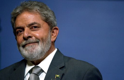 Tribunal rejeita pedido da defesa de Lula de suspeição do juiz Moro Tribunal rejeita pedido da defesa de Lula de suspeição do juiz Moro