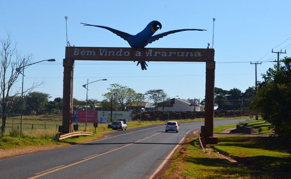 Estado de calamidade não impede prefeito de Araruna de pagar cachê de R$ 120 mil para show de Solange Almeida Estado de calamidade não impede prefeito de Araruna de pagar cachê de R$ 120 mil para show de Solange Almeida