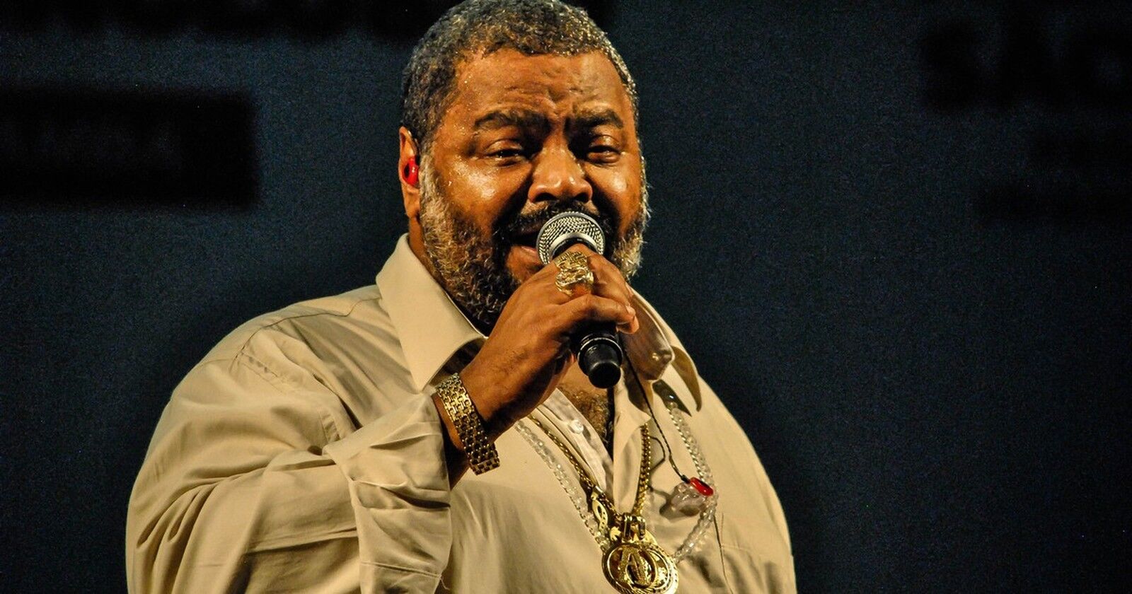 Arlindo Cruz deixa o CTI e é transferido para unidade semi-intensiva
