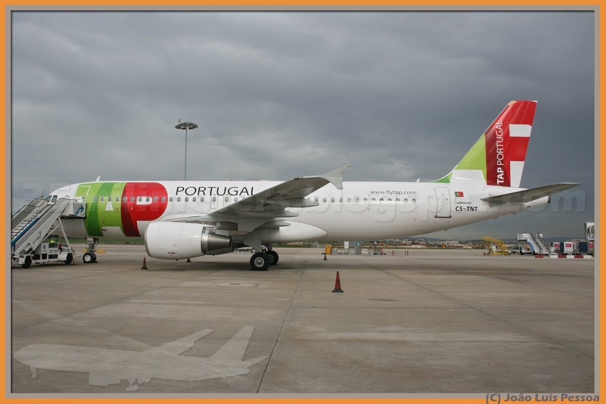 Avião que viajava de Lisboa a Recife faz pouso de emergência na Ilha do Sal Avião que viajava de Lisboa a Recife faz pouso de emergência na Ilha do Sal