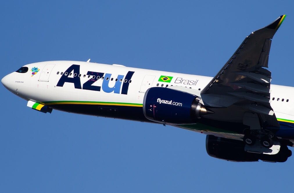 Jornal Hindustan Times diz que governo indiano não vendeu vacinas para o Brasil e que estranha envio de aeronave da Azul Jornal Hindustan Times diz que governo indiano não vendeu vacinas para o Brasil e que estranha envio de aeronave da Azul